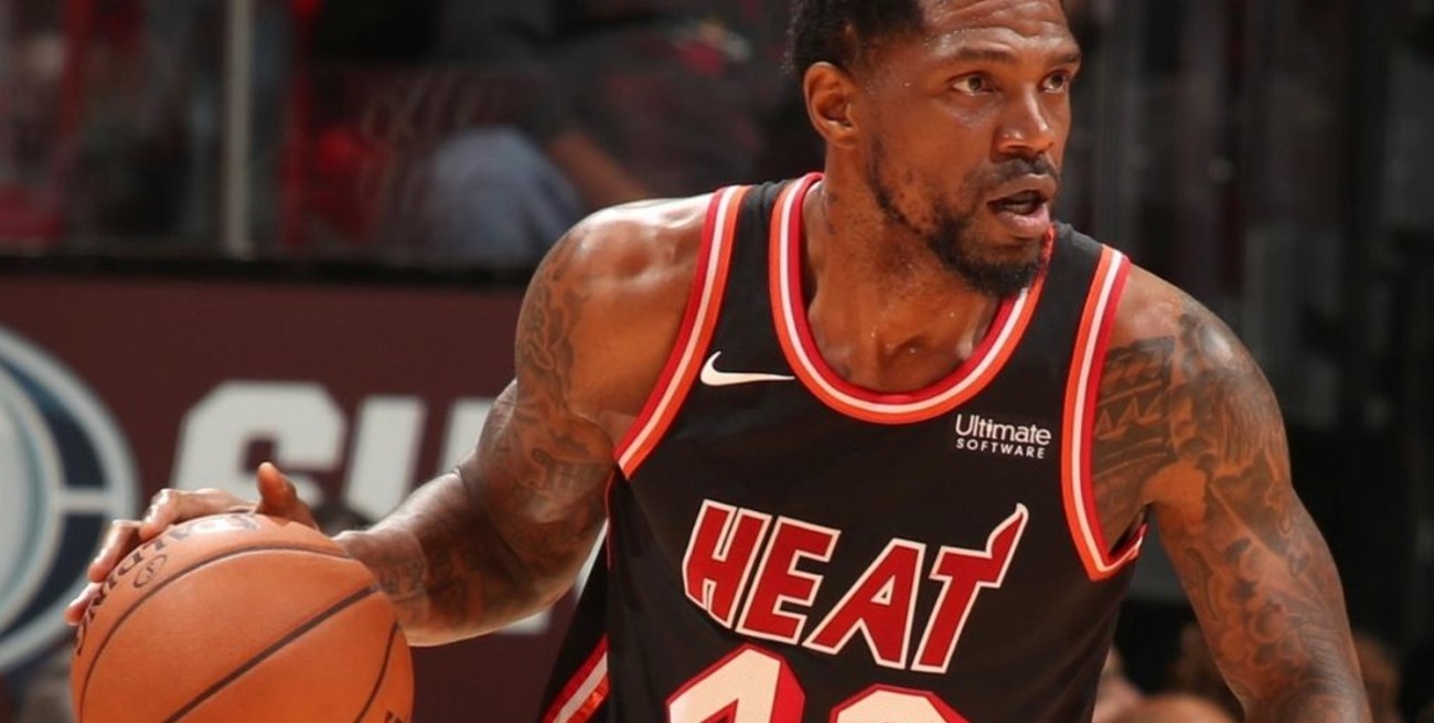 El jugador más longevo de la NBA renovó con Miami Heat