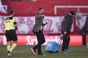 Matías Nápoli El entrenador de Colón dio su opinión sobre el polémico arbitraje de Hermán Mastrángelo y sus asistentes