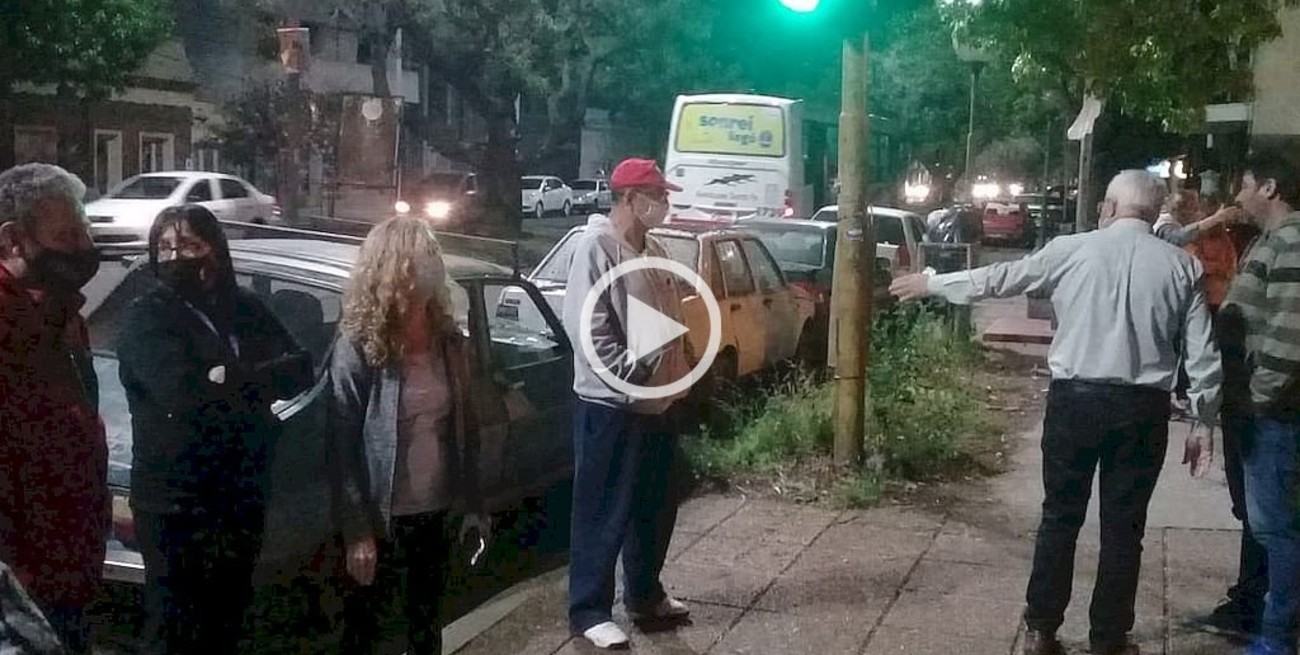 Video: vecinos de barrio Mayoraz se reunieron para reclamar por la  ola de inseguridad