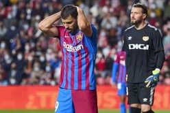 Barcelona confirmó que el Kun Agüero no podrá jugar por tres meses