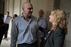 ELLITORAL_175983 |  Archivo El Litoral / Guillermo Di Salvatore Facundo Martínez y la fiscal Mariela Jiménez, el 31 de octubre pasado durante el dictado de la sentencia.