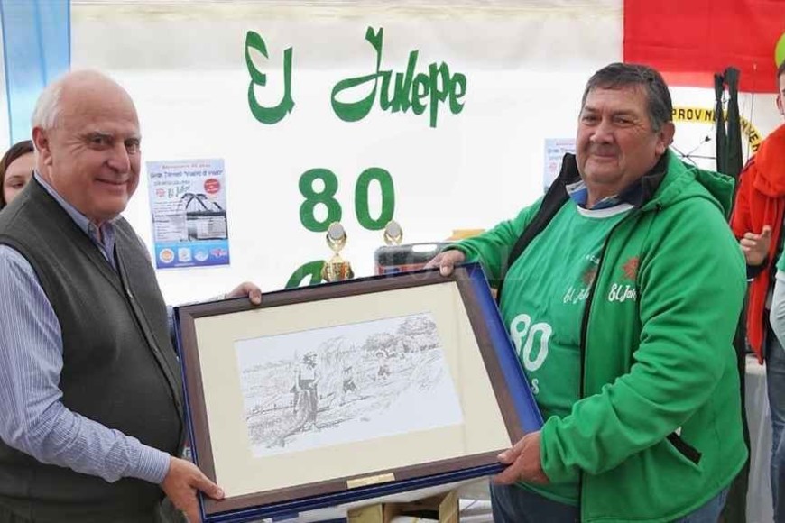 ELLITORAL_217605 |  Gentileza Gobierno de la Provincia de Santa Fe Almuerzo aniversario. El gobernador destacó el rol que cumple la institución en la ciudad.