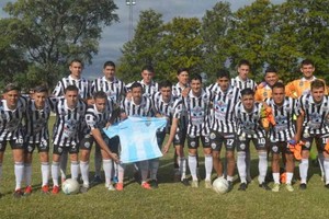 Gentileza General San Martín, el sólido líder en la la Liga Departamental.