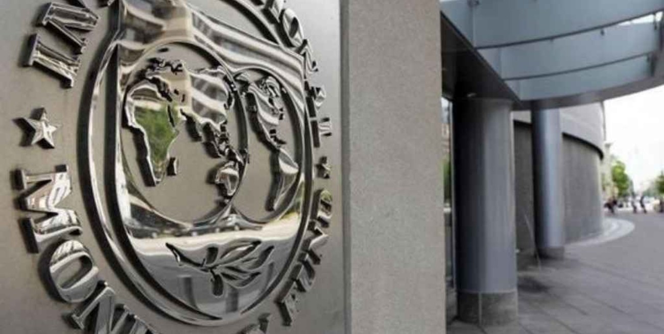 Por ahora el FMI evita tratar el pedido argentino de reducir los sobrecargos