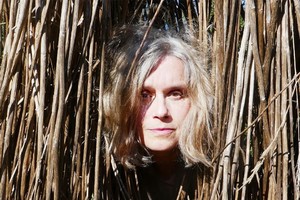 ELLITORAL_413445 |  Gentileza producción La artista en la naturaleza, un entorno en el que se siente más cómoda que en el ruido urbano.