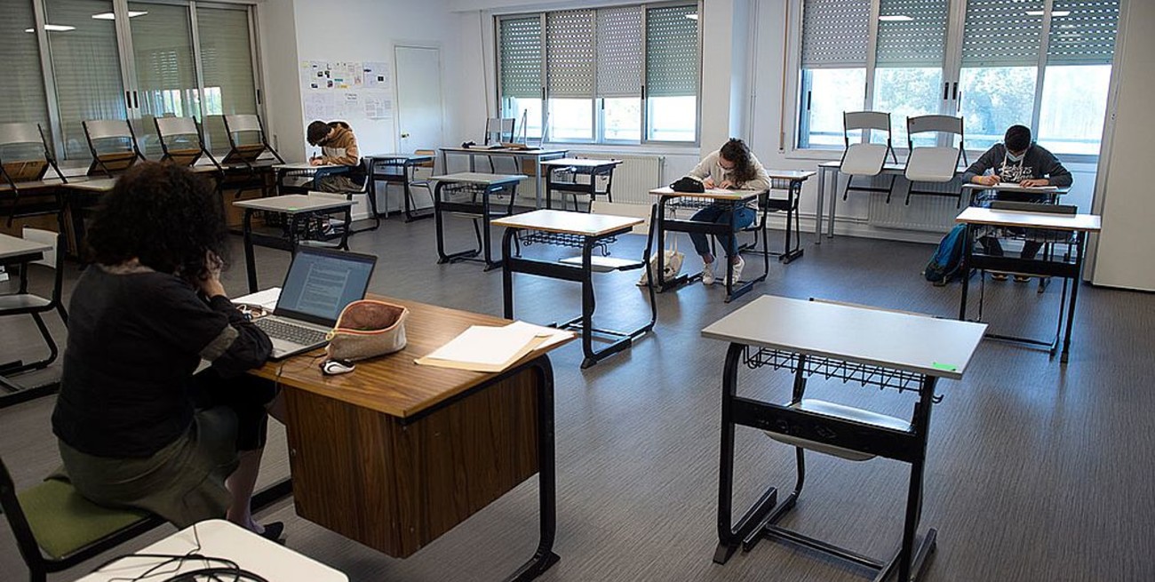 Uruguay inicia el retorno gradual a las aulas en todos los niveles de enseñanza