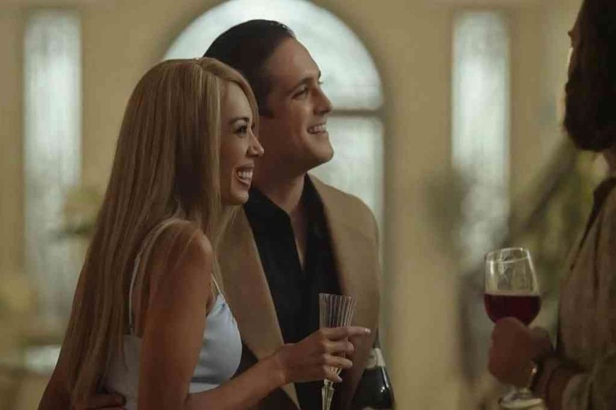 ELLITORAL_414427 |  Imagen ilustrativa Escenas de la serie de Luis Miguel, donde el ídolo mexicano se muestra con la cantante.