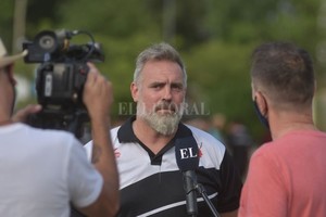 ELLITORAL_432068 |  Manuel Fabatía Su segundo hogar. Mariano Bonzzi es el nuevo DT de Pucará. El DT aceptó el ofrecimiento y sin perder tiempo ya trabaja con el plantel.