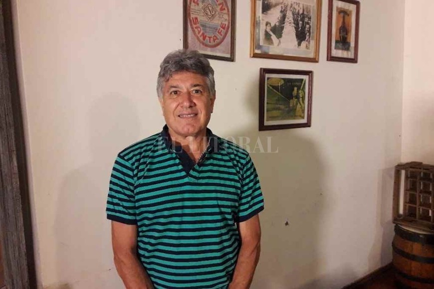 ELLITORAL_417636 |  El Litoral Luis Abdeneve, un jugador que desde las inferiores de Unión llegó a Primera deslumbrando a principios de los ´80´ por su gran habilidad.