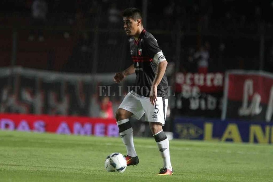 ELLITORAL_440615 |  Manuel Fabatia Gerónimo Poblete en 2016, cuando jugaba en Colón.