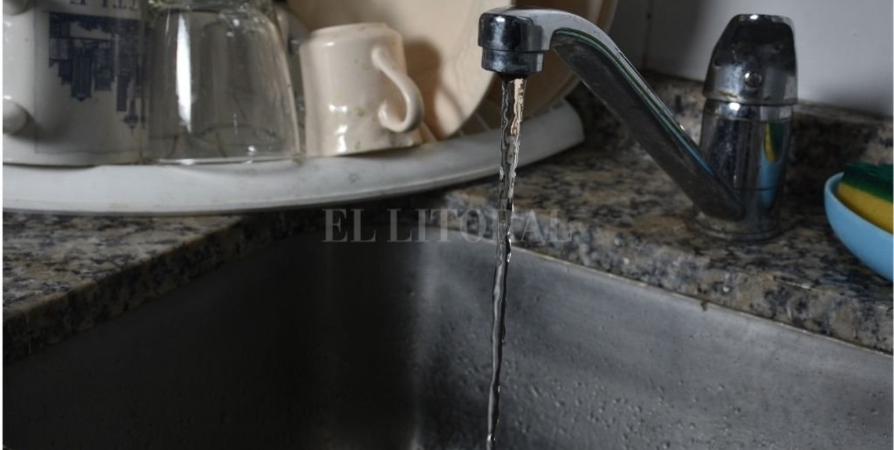 Se registra baja presión de agua en la ciudad de Santa Fe: los motivos