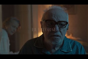 ELLITORAL_354620 |  Gentileza La Puerta Cinematográfica / Coruya Soriano como Ulises, un viejo contador que en una noche atravesará las nieblas del tiempo y la distancia.