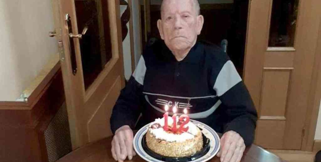 A los 112 años, murió el hombre más longevo del mundo