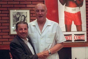 Archivo Horacio Acavallo junto a Amílcar Brusa.