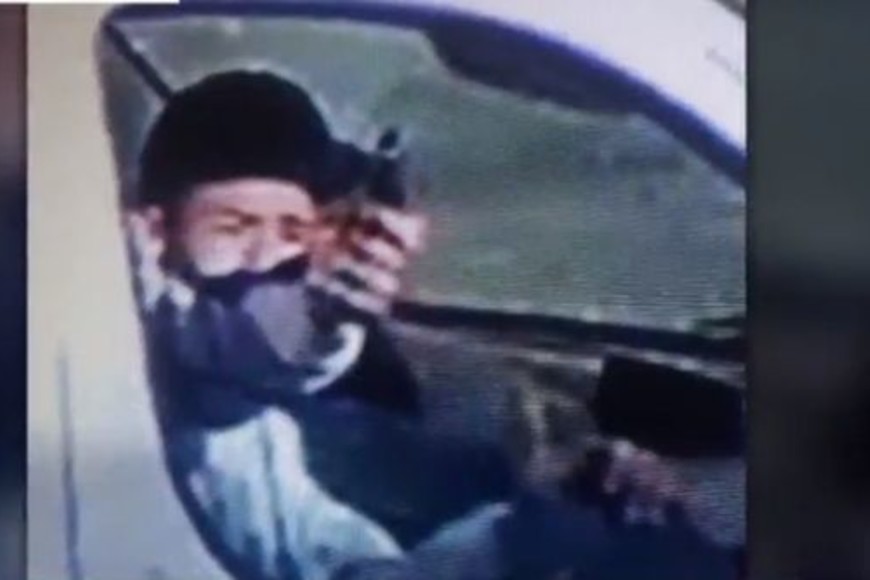 ELLITORAL_433525 |  Gentileza Uno de ellos fue captado por una cámara.