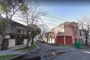 ELLITORAL_405646 |  Captura digital - Google Maps Streetview Etchecopar fue herido en una vivienda ubicada en calle Pedro Lino Funes al 1200.