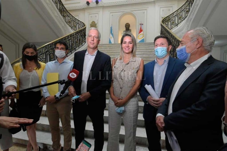 ELLITORAL_424305 |  Mauricio Garín Scarpin, Losada, Barletta los flamantes legisladores de Juntos por el Cambio