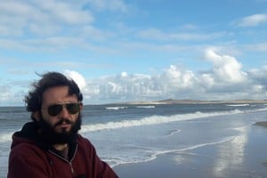 ELLITORAL_422625 |  Gentileza SFCE El autor rafaelino se coronó con esta colección de diez relatos, donde explora la riqueza íntima de estos personajes.