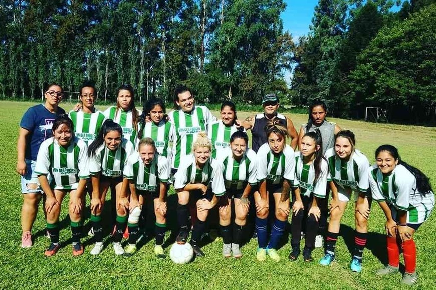 ELLITORAL_362810 |  Gentileza Liga Santafesina de Fútbol El equipo femenino de San Cristóbal que hizo historia en la Liga Santafesina.