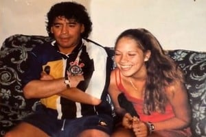 ELLITORAL_434958 |  Captura de TV - Clarín Diego Maradona y Mavys Álvarez en Cuba