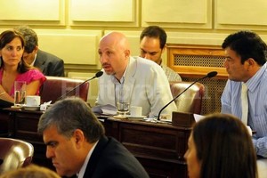 ELLITORAL_70061 |  Gentileza Bloque 100% Santafesino