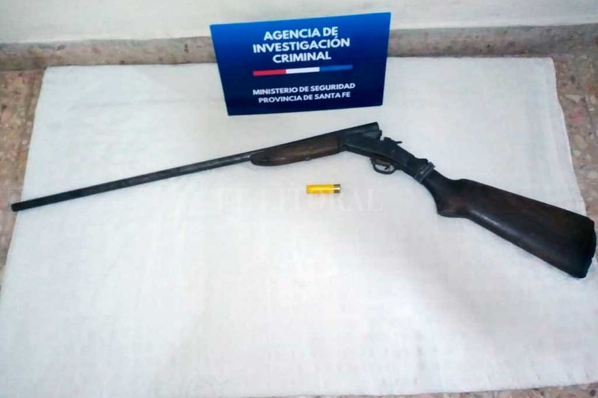 ELLITORAL_440578 |  Gentileza La escopeta fue secuestrada en el interior de la vivienda de Díaz.