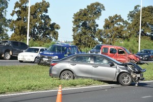 ELLITORAL_440939 |  Luis Cetraro El choque ocasionó inconvenientes en el tránsito.