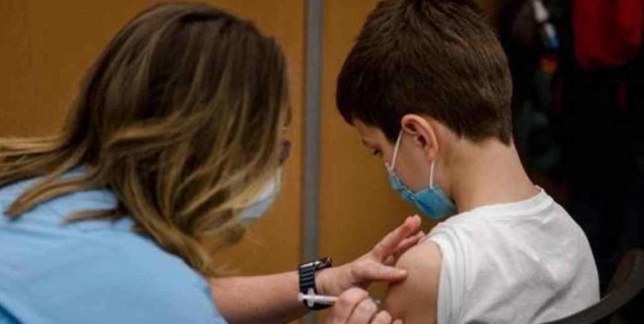 Córdoba inicia campaña de vacunación pediátrica con Pfizer a niños de entre 5 y 11 años