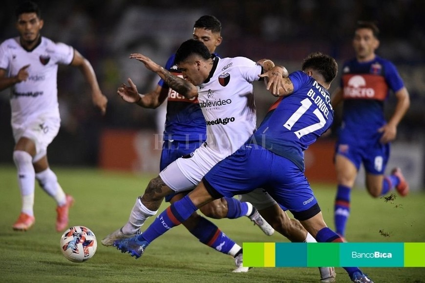 Galería Bica: Tigre vs. Colón