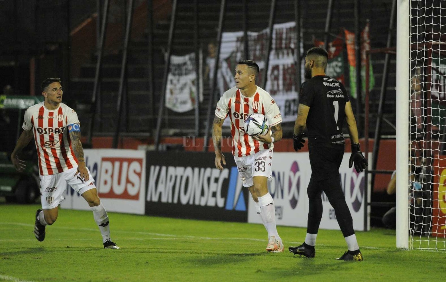 Unión derrotó a Sportivo Las Parejas en los penales y avanzó a los 16avos de final de la Copa Argentina.