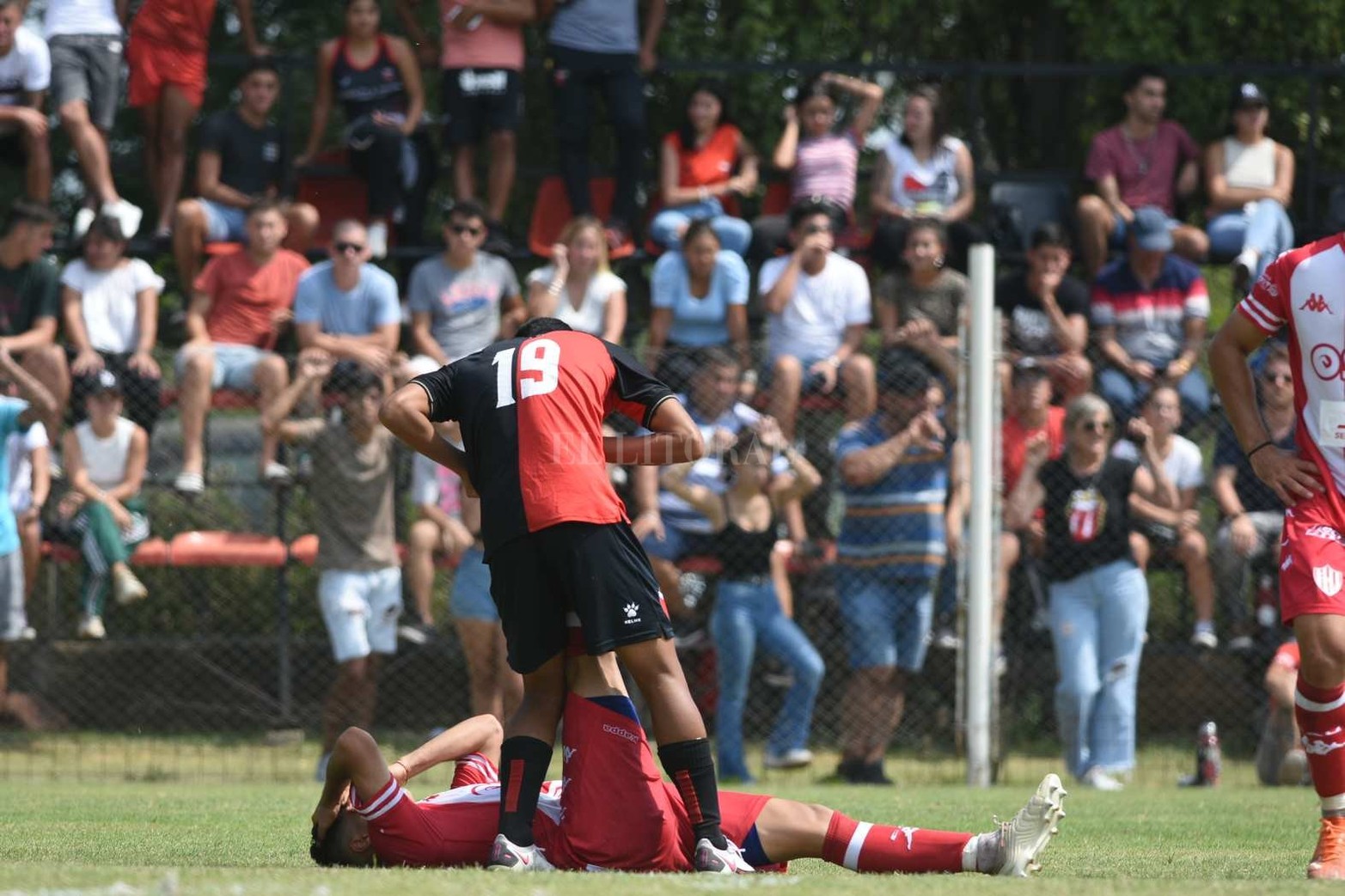 Con un gol al final del partido, Unión en reserva le ganó 1 a 0 a Colón.