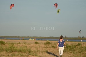 ELLITORAL_444860 |  Manuel Fabatía INSTANTÁNEA -  Tarde de viento
