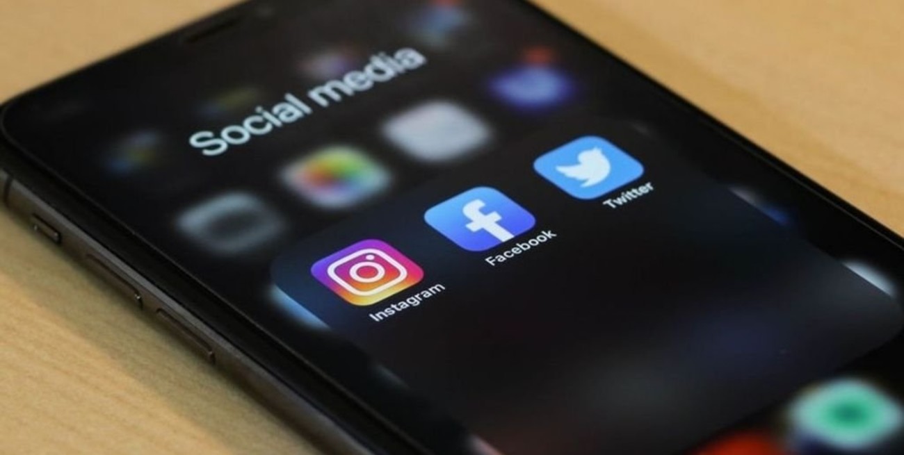 Rusia inició acciones legales contra Meta Platforms la casa matriz de Facebook, WhatsApp e Instagram