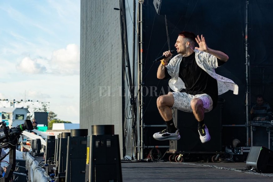 ELLITORAL_445178 |  Gentileza Lollapalooza Argentina Valentín Oliva, alias Wos, se paró como estandarte de su generación para poner contenido con temas como  Canguro  y  Que se mejoren