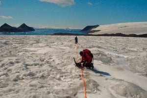 ELLITORAL_446170 |  Gentileza Una barrera de hielo de una superficie equivalente a la ciudad de Los Ángeles se fundió totalmente la semana pasada en el este de la Antártida