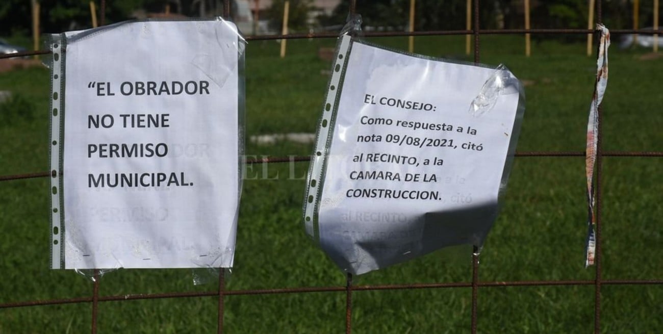 Paralizaron la construcción de viviendas en Villa Setúbal por un conflicto con vecinos