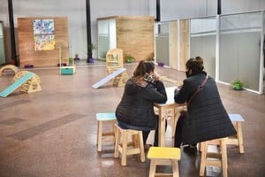 ELLITORAL_442000 |  Gentileza Municipalidad de Santa Fe La Municipalidad puede ofrecer a las mujeres, y a cualquier persona que sufra violencia de género, información y acompañamiento para conocer sus derechos y las opciones que tienen para salir de esa situación.