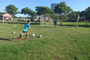 ELLITORAL_442606 |  Gentileza La práctica, al día. Hoy las niñas disfrutan del juego y se preparan para el comienzo de los torneos.