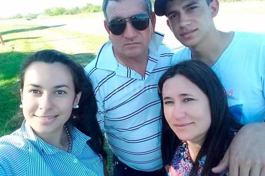 ELLITORAL_442164 |  Gentileza Federico Rodríguez junto a sus padres y su hermana.
