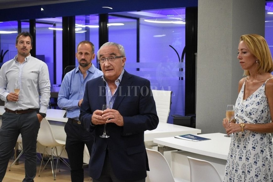 ELLITORAL_443554 |  Pablo Aguirre Luis Raúl Trento, Director. Martín Prez, Gerente General. Javier Vigo, Presidente. Gabriela Añon, Directora