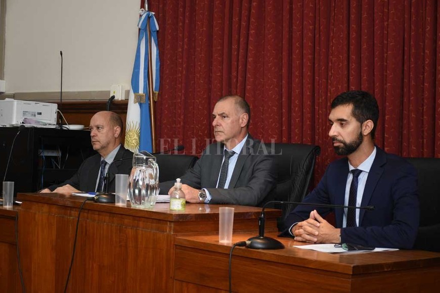 ELLITORAL_449782 |  Guillermo Di Salvatore El tribunal, compuesto por el conjuez Néstor Pereyra y los jueces Octavio Silva -presidente- y Pablo Ruiz Staiger.