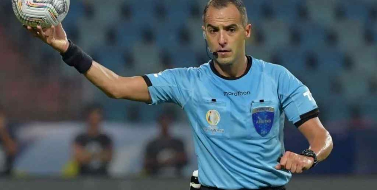 Conmebol designó un árbitro uruguayo para el cruce de Unión contra Fluminense
