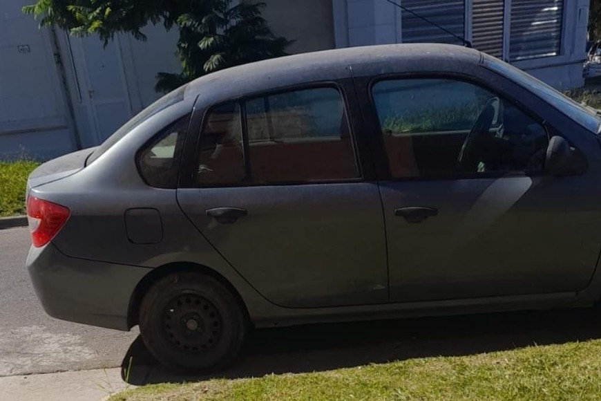 ELLITORAL_451618 | Gentileza En principio se cree que el hombre se llevó consigo su vehículo particular, un Renault Symbol, dominio MDC 299