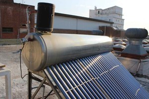 ELLITORAL_450932 |  Gentileza Un colector solar tiene una vida útil de 20 años aproximadamente.