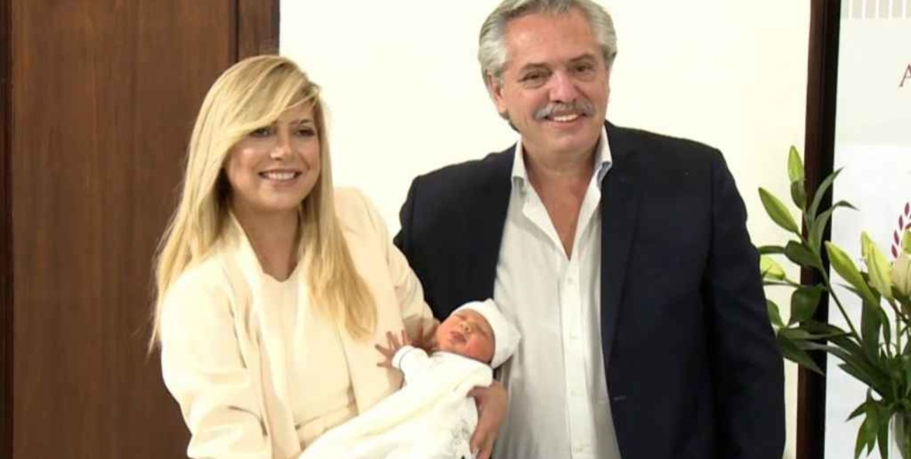 Alberto Fernández y Fabiola Yáñez agradecieron las muestras de cariño tras presentar a su hijo Francisco 