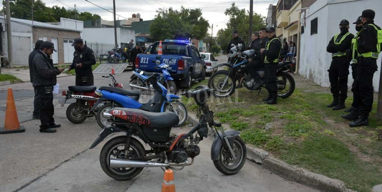 Desde este miércoles la policía podrá controlar las motos en Santa Fe
