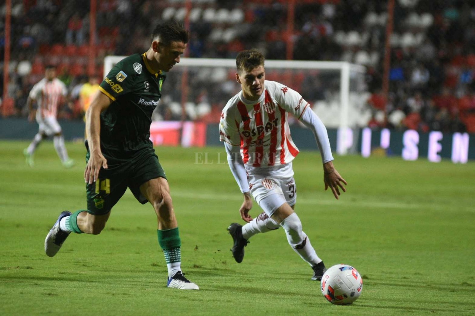 Unión perdió 2 a 1 frente a Defensa y Justicia (cuarta derrota consecutiva en el torneo local) y no pudo ingresar a los cuartos de final de la  Liga Profesional de fútbol.