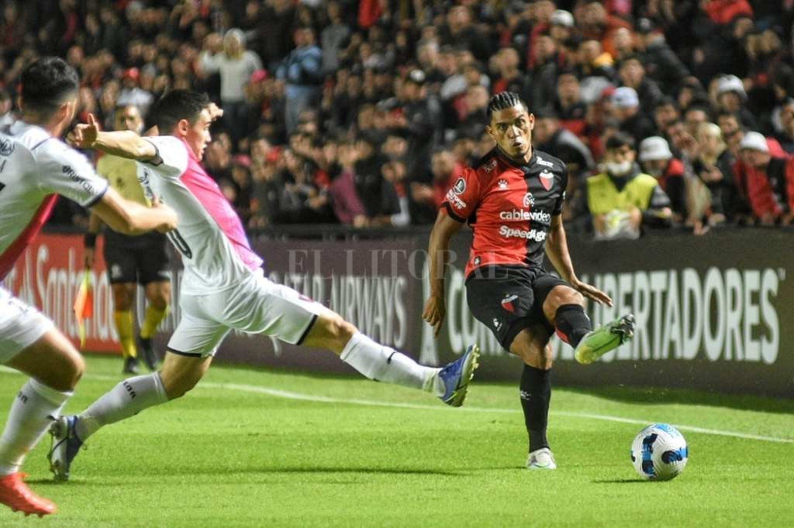 Copa Libertadores Colon - Cerro Porteño
  El primer tiempo
