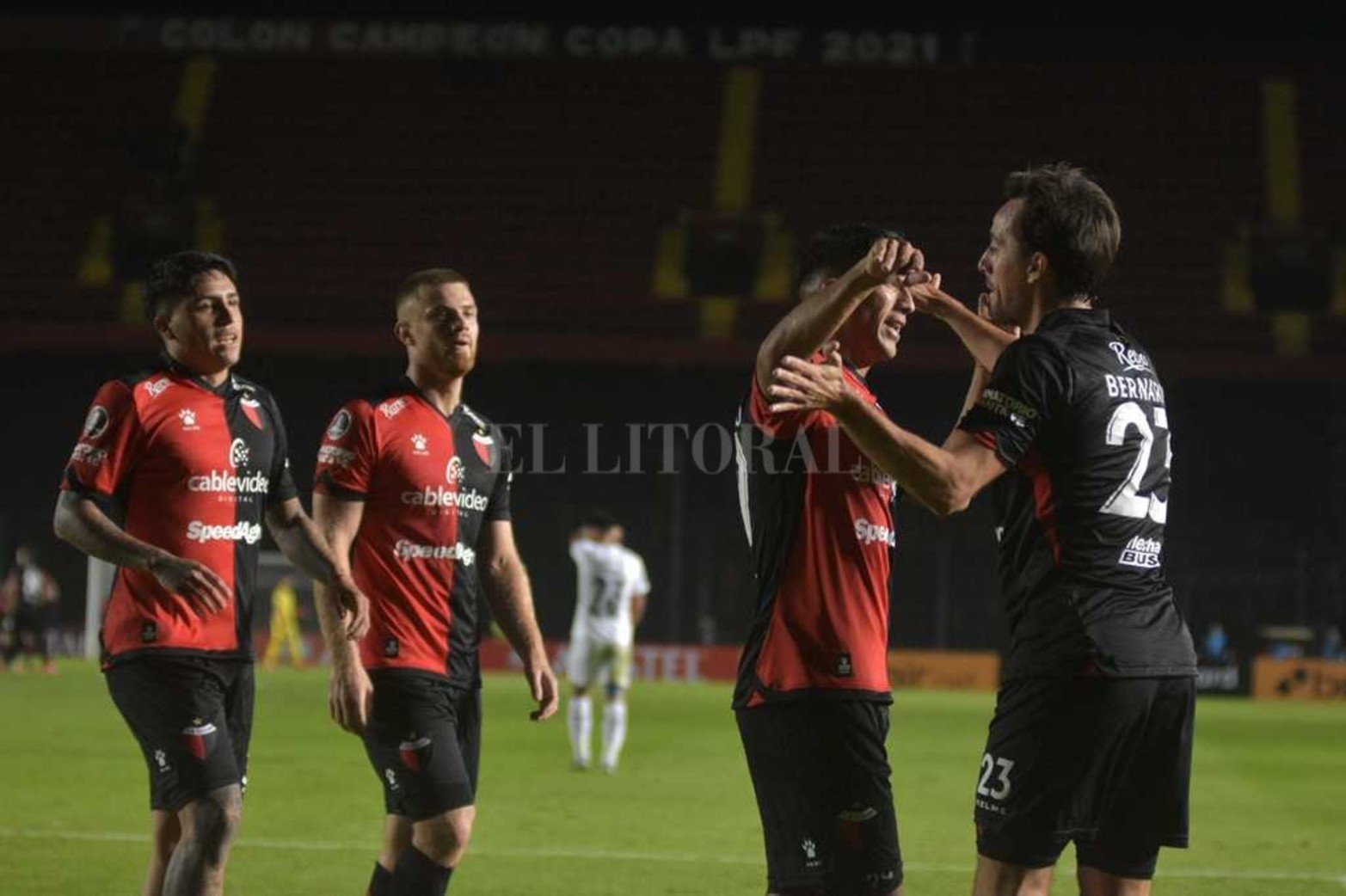 Copa Libertadores 2022 Colón - Cerro Porteño 
Segundo Tiempo y el festejo del gol de Christian Bernardi