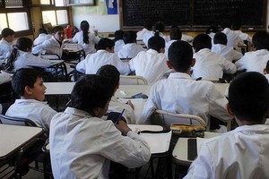 Archivo El Litoral El problema de los aprendizajes en el nivel primario es complejo, como todo problema pedagógico, y responde a una multiplicidad de factores, entre ellos las condiciones socioeconómicas de estudiantes y profesores